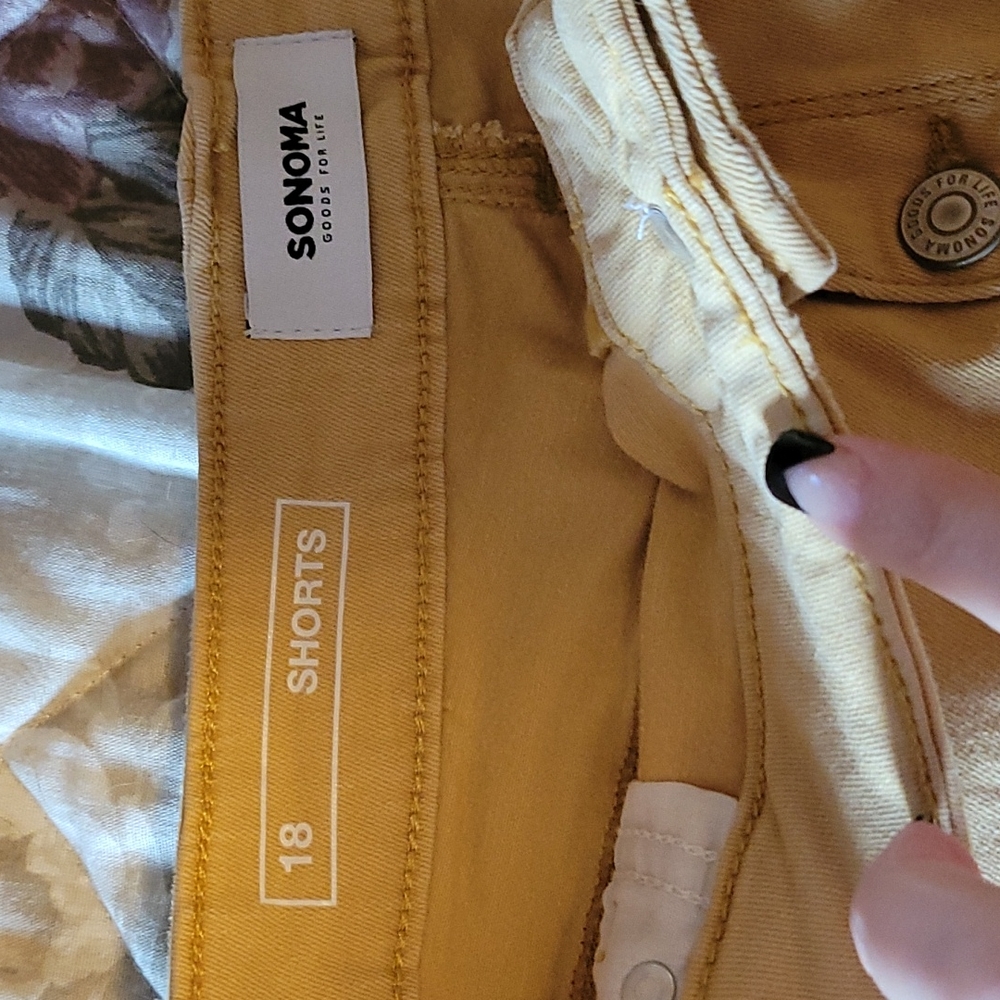 🆕️ Sonoma Women's High Rise Shorts Size 18 - Picture 5 of 7